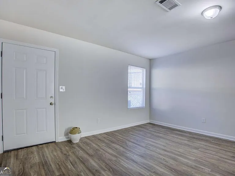 2340 Beaver Ruin Rd #15 — Photo 6