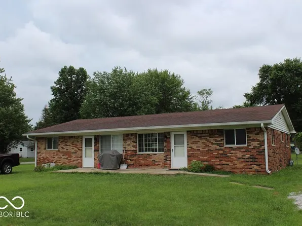 234-236 Lehr Dr, Mooresville, IN 46158