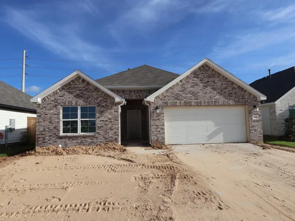 1070 Garnet Star Dr, La Marque, TX 77568