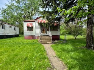 1016 Taney St, Gary, IN 46404