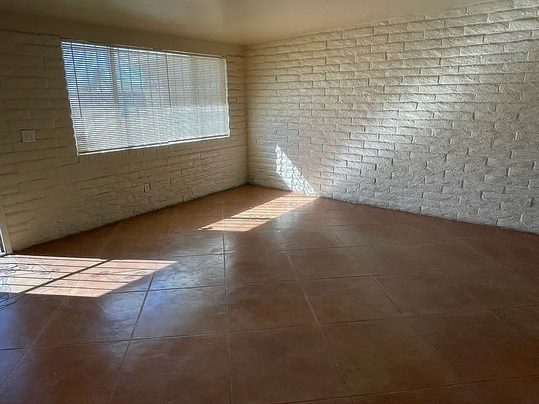7655 E Tulip Tree St — Photo 13