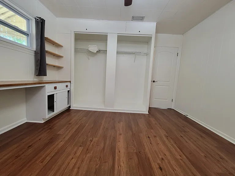 4027 Iris St N — Photo 9