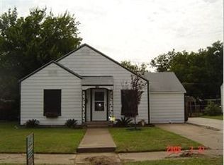 3155 Grover Ave, Fort Worth, TX 76106