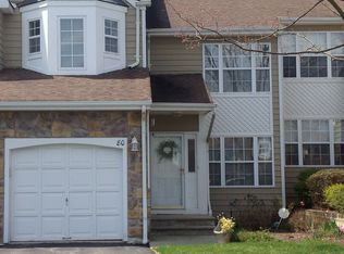 80 Knoll Ct, Millington, NJ 07946
