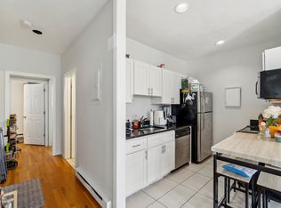 202 H St #2, Boston, MA 02127