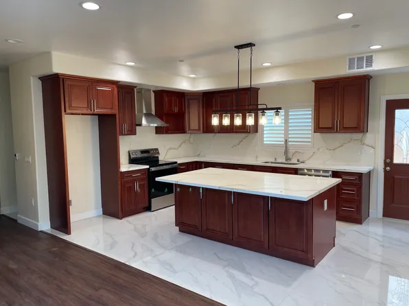 1680 Linden St, Riverside, CA 92507