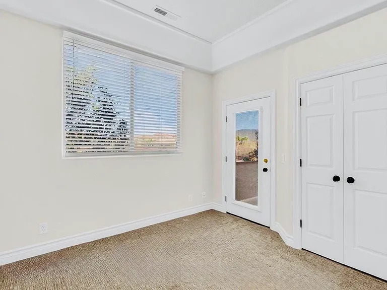 340 N Country Ln #26 — Photo 8