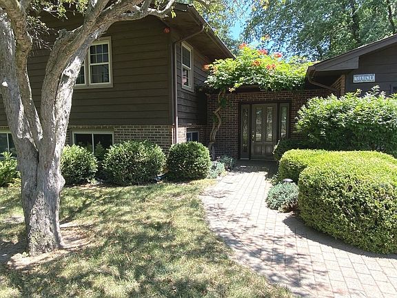 2nd image of 5860 Muriel Ln