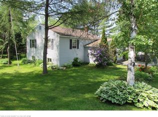 29 Pooler Ave, Skowhegan, ME 04976