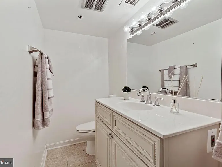14908 Claude Ln — Photo 20