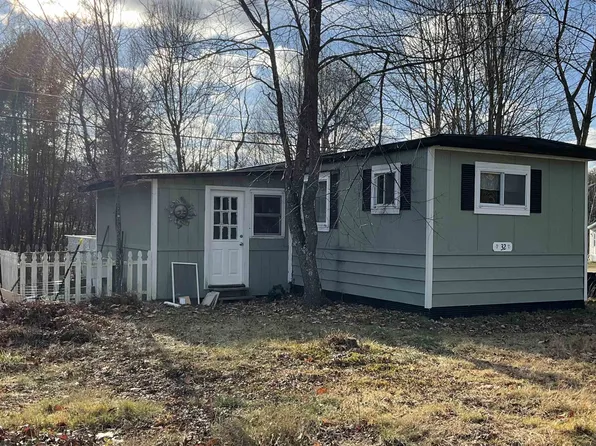 32 Anthony Circle, Swanzey, NH 03446