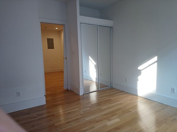 4th image of 235 E 24th St APT 5A