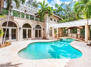 3504 Banyan Cir, Miami, FL 33133