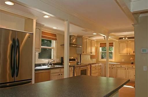 2nd image of 144 Clubhouse Dr