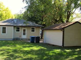 1414 Hutton St, Des Moines, IA 50316