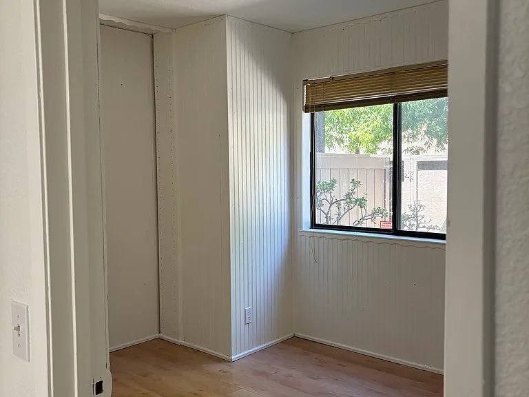 Office/third bedroom
