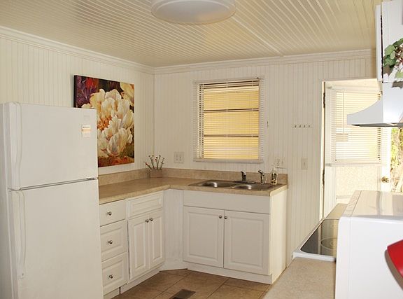 5th image of 23 Domingo Ct