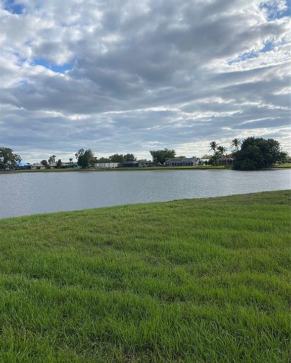 1st image of 2224 Peterborough Rd #10