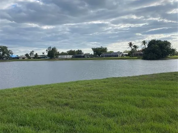 2224 Peterborough Rd #10, Punta Gorda, FL 33983