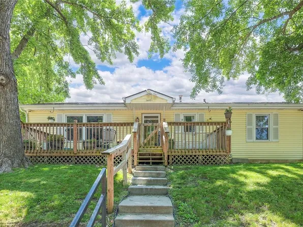 1401 Osage St, Leavenworth, KS 66048