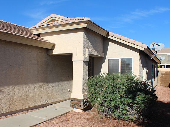 3rd image of 12100 W Dahlia Dr
