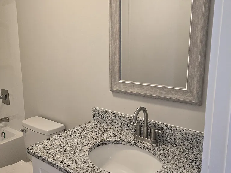 223 E Park Ave — Photo 11