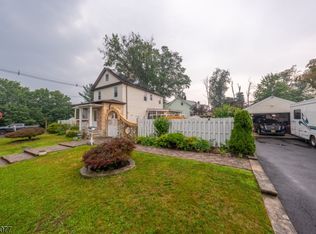 102 Runyon Ave, Middlesex, NJ 08846