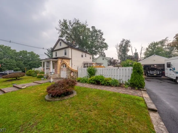 102 Runyon Ave, Middlesex Boro, NJ 08846