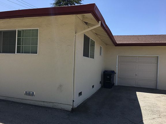 4th image of 98 Sherland Ave
