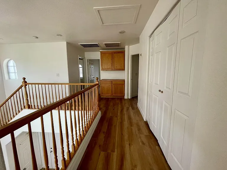 10055 Capistrello Ave — Photo 6