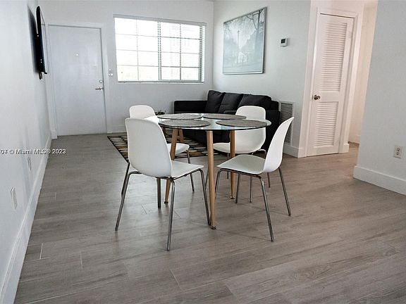 3rd image of 1045 Lenox Ave APT 3