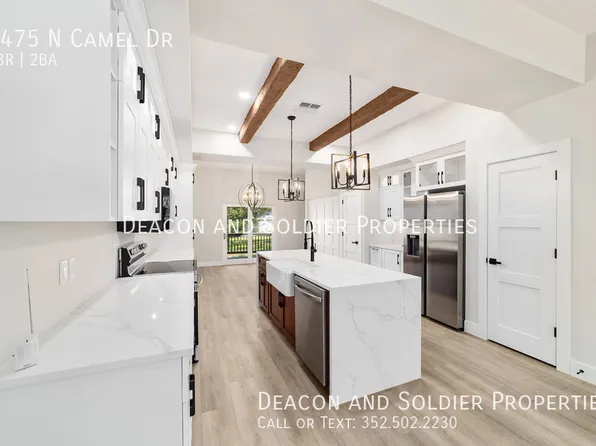 9475 N Camel Dr, Dunnellon, FL 34434