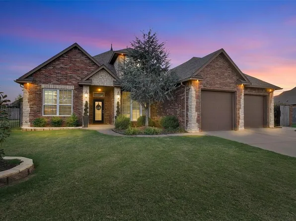 912 Stonebridge Ct, Weatherford, OK 73096