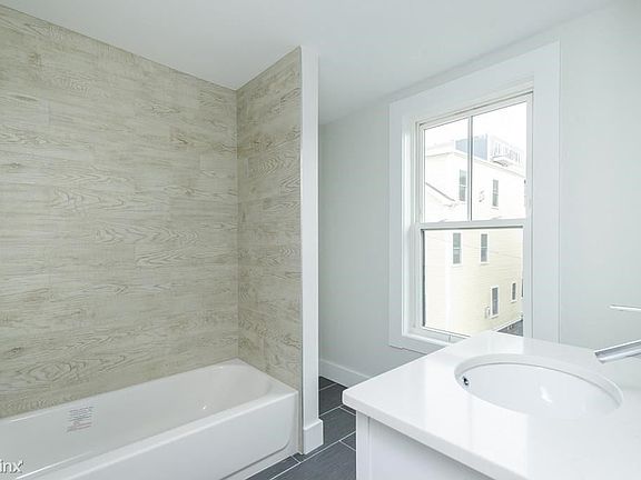 39 Gates #3 Boston (South Boston) Unit Photo 12