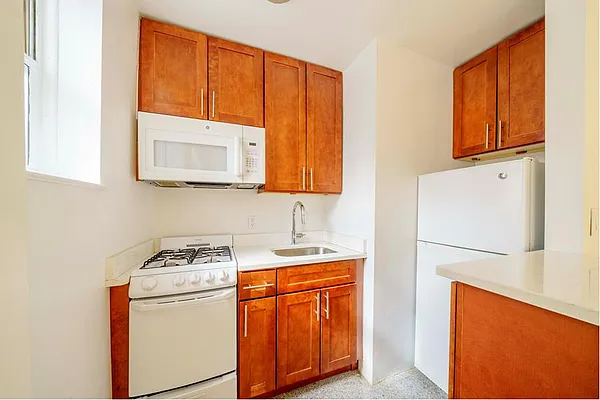 Rented by Douglas Elliman | media 9