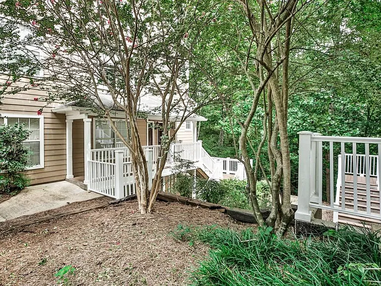 2136 River Heights Walk SE — Photo 19