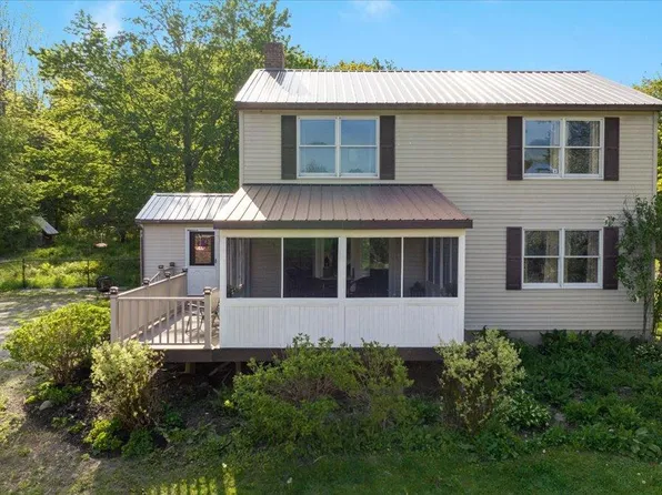 263 Middle Road, Oakland, ME 04963