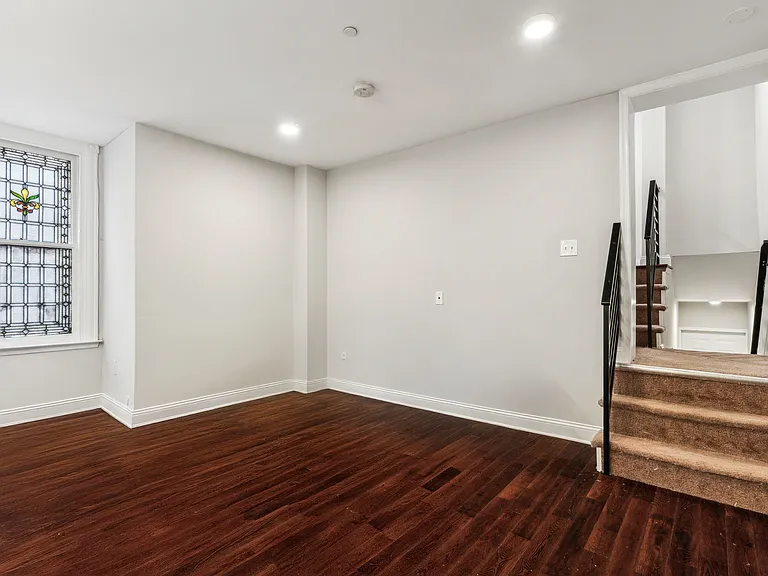 1721 Pine St #B — Photo 11