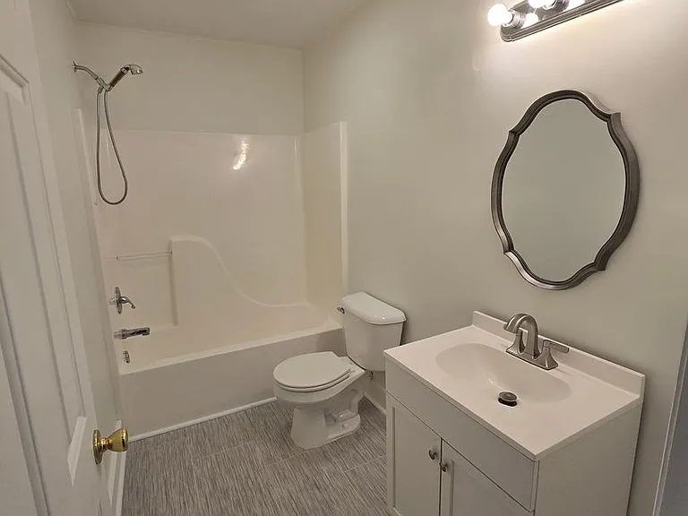 317 Foxhall Rd — Photo 15
