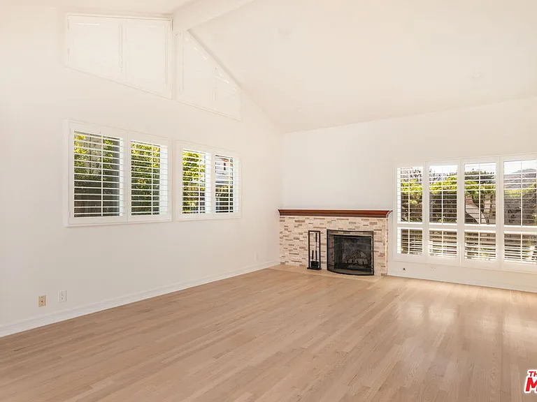 17309 Avenida De La Herradura — Photo 9