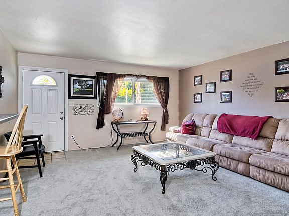 4th image of 3496 Fireway Dr