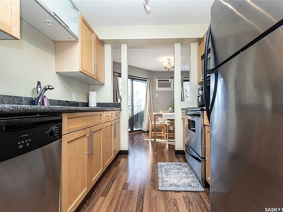 4th image of 103 Powe St Unit 14