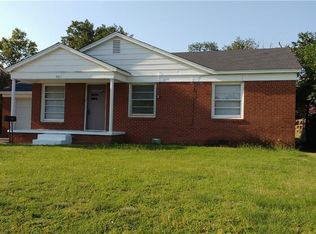 929 E Sycamore Ave, Altus, OK 73521