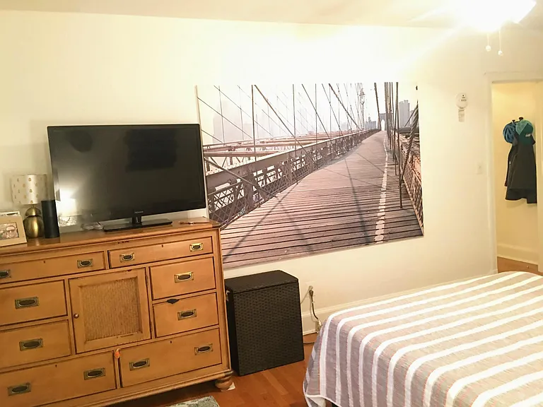 605 N Irving St #23 — Photo 4