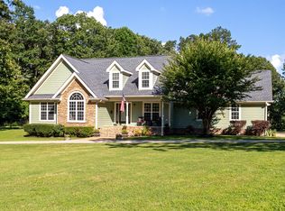 33 Lake View Cir, Summerville, GA 30747