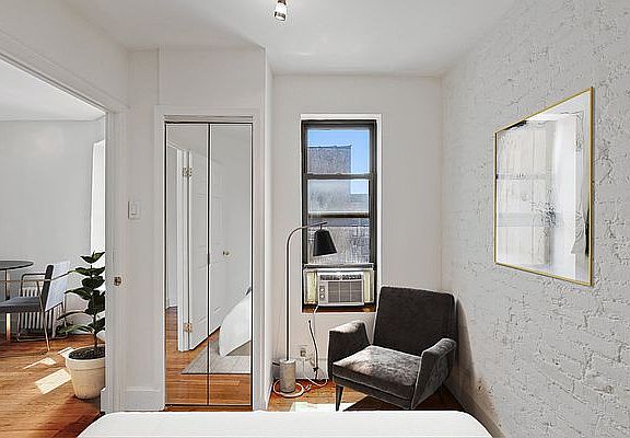 3rd image of 242 E 10th St APT 25