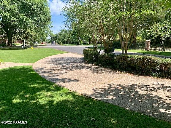5th image of 400 Lippi Blvd