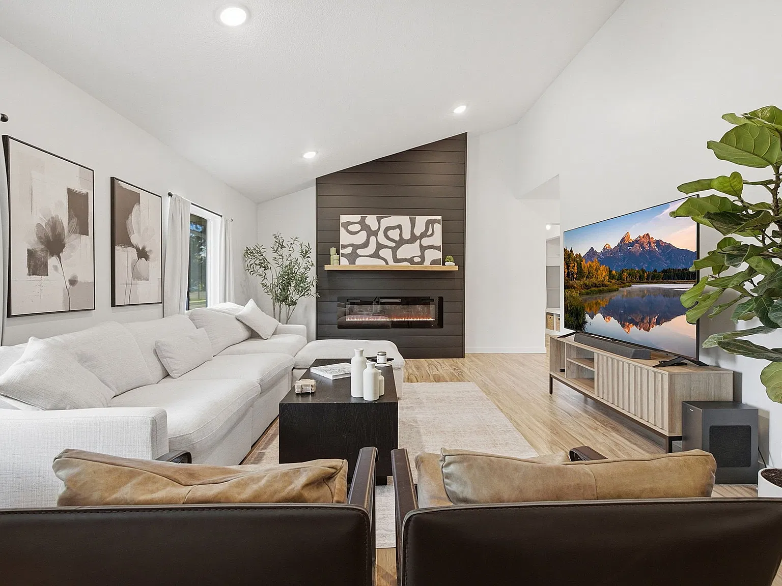 7840 Harold Ave — Photo 4