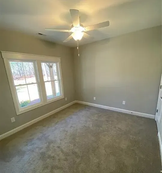 735 Blue Bird Dr — Photo 15