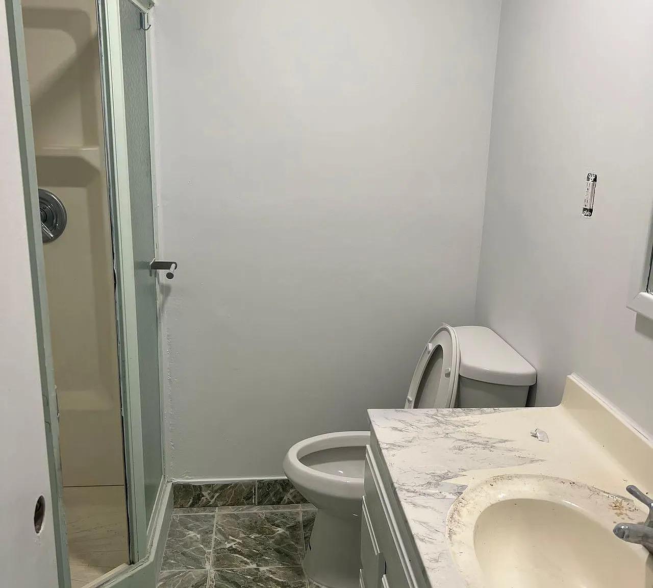 3 bed, 1100 sqft, $2,650 — Photo 2